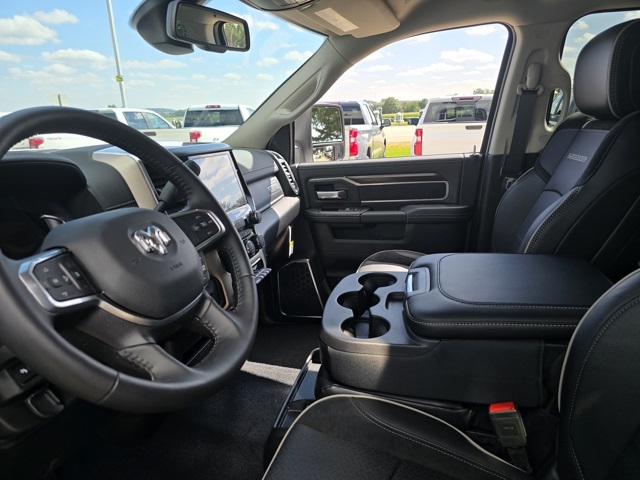 2024 Ram 2500 Laramie photo 24