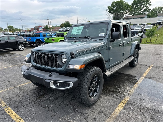 2025 Jeep Gladiator Sport photo 3