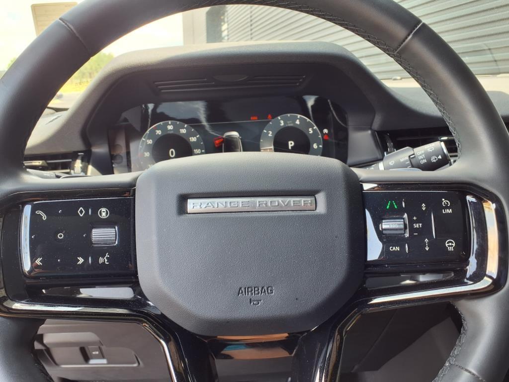 2024 Land Rover Range Rover Evoque Dynamic SE photo 15