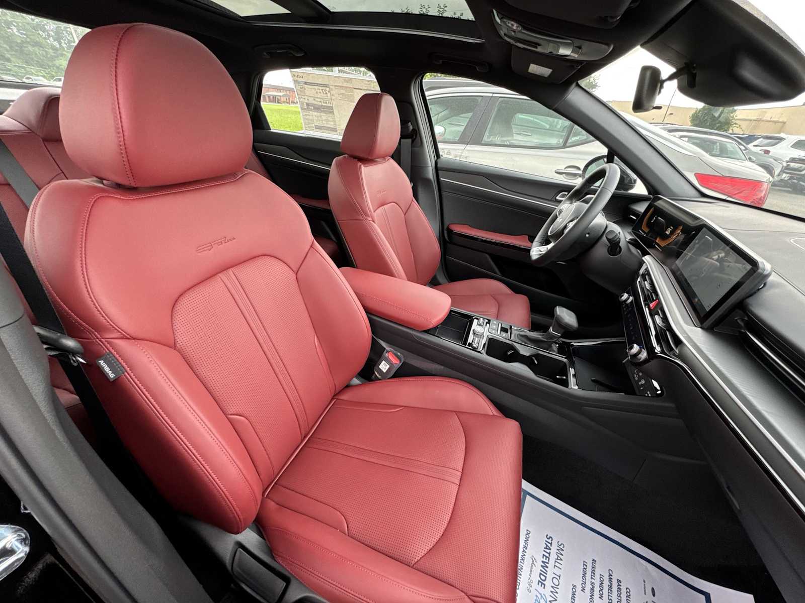 2025 Kia K5 GT-Line photo 25