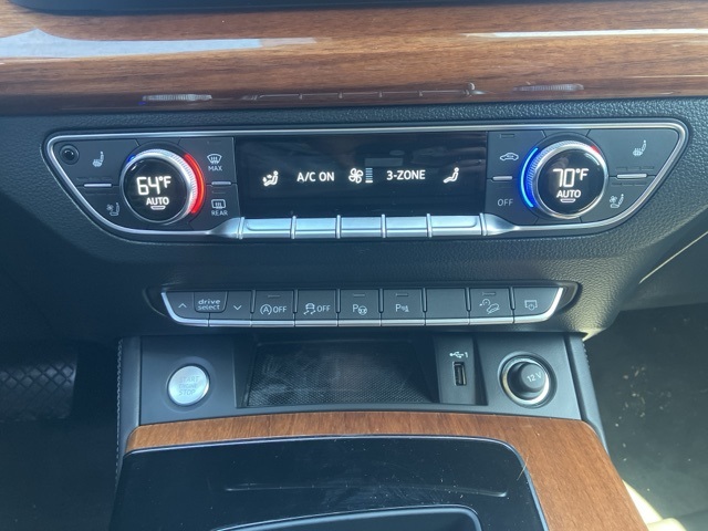2022 Audi Q5 45 S line Prestige Premium photo 30