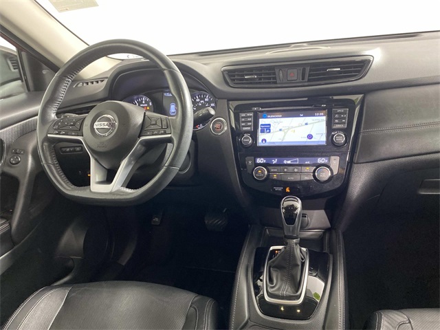 2017 Nissan Rogue SL photo 14