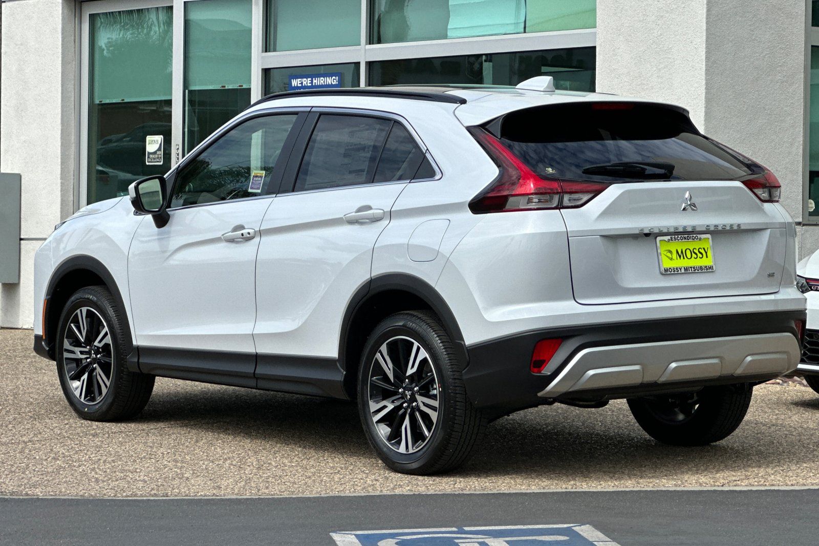 2025 Mitsubishi Eclipse Cross SE photo 6