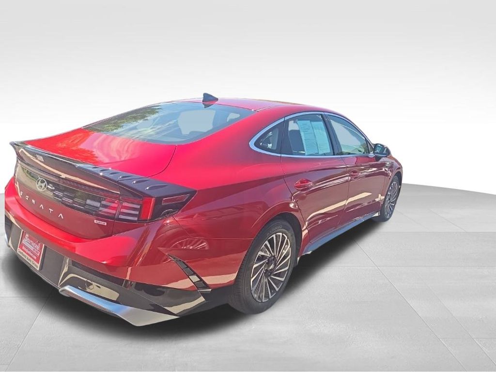 2025 Hyundai Sonata Hybrid SEL photo 4