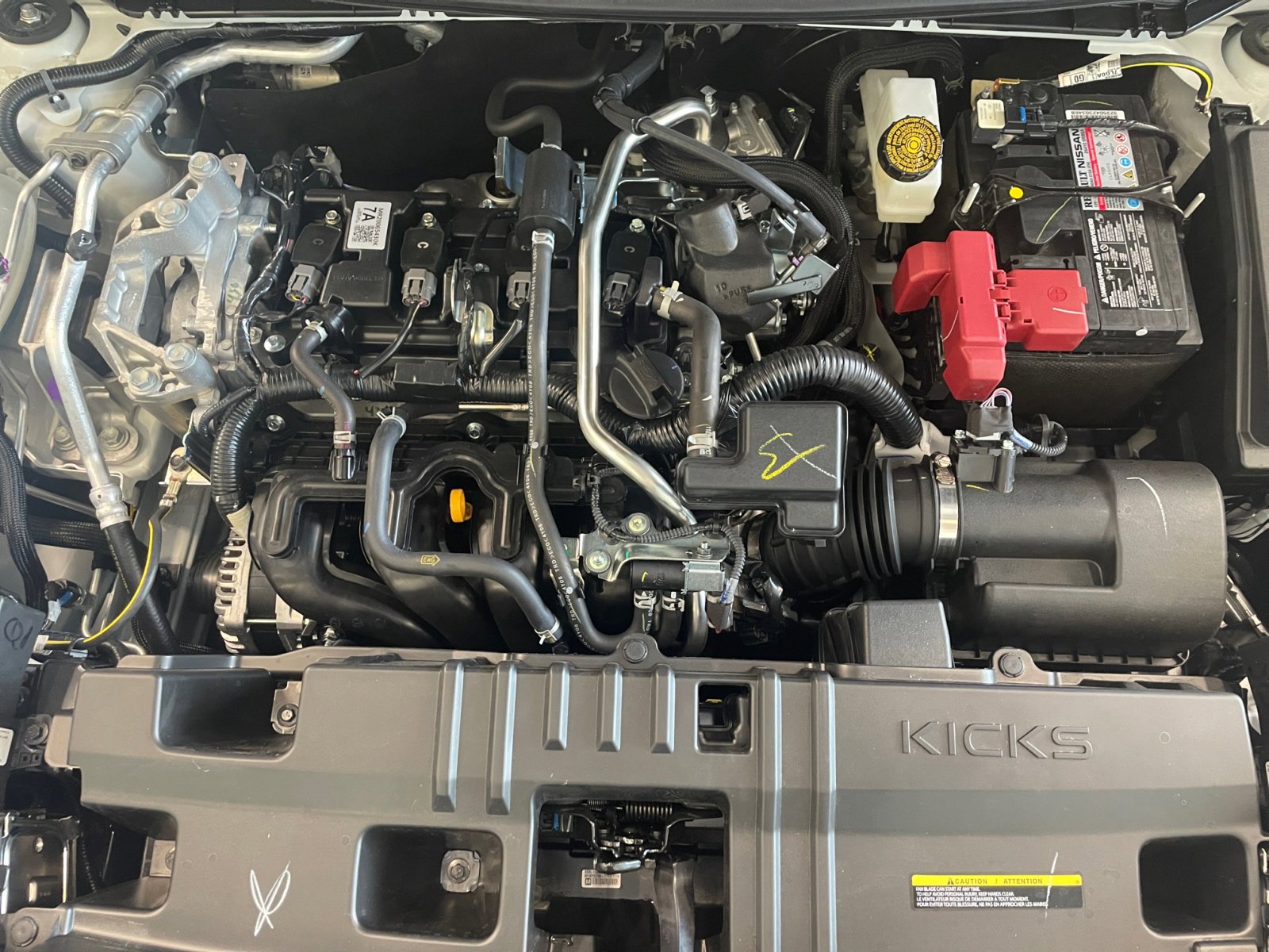 2025 Nissan Kicks SR photo 23