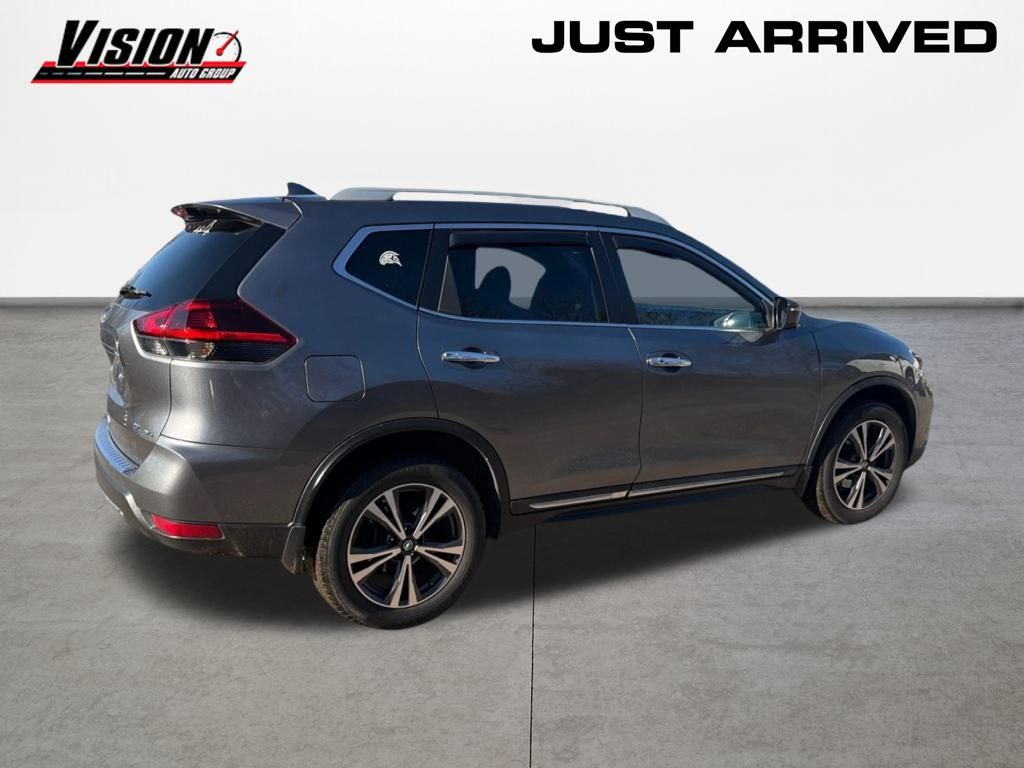 2018 Nissan Rogue SL photo 4