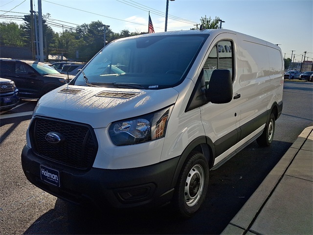 2025 Ford Transit photo 3