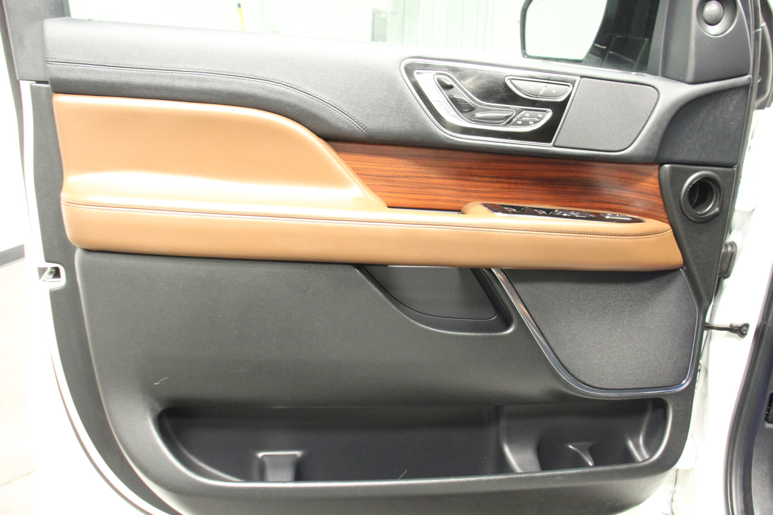 2023 Lincoln Navigator L Reserve photo 12
