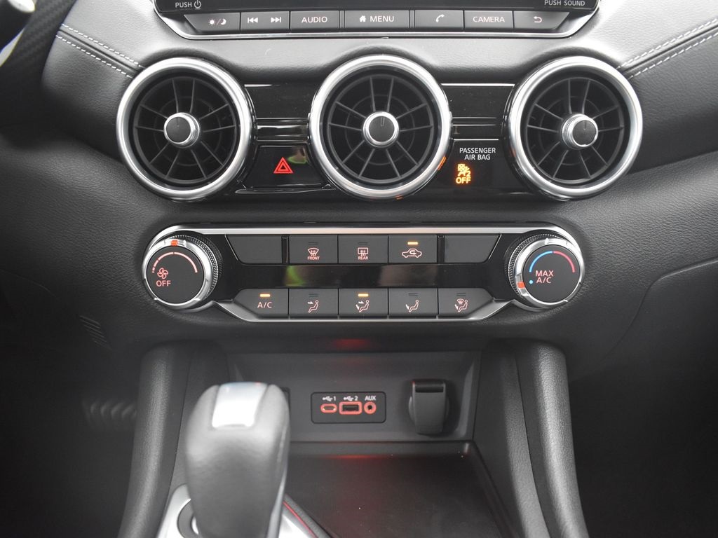 2025 Nissan Sentra SV photo 6