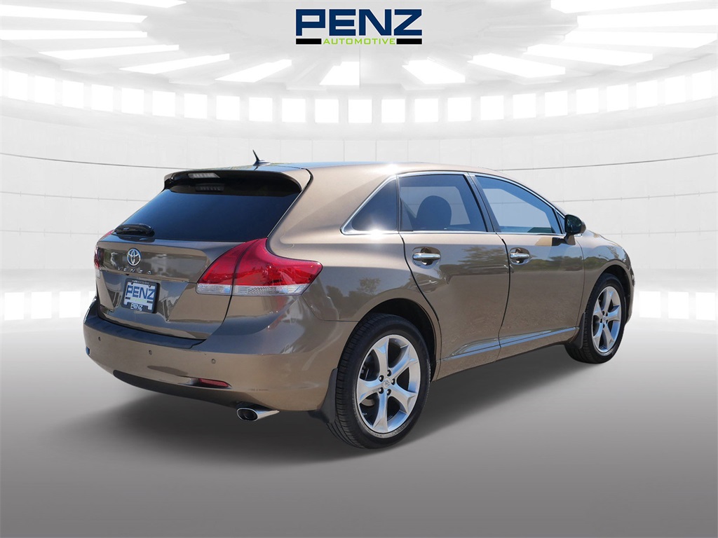 2011 Toyota Venza Base photo 7