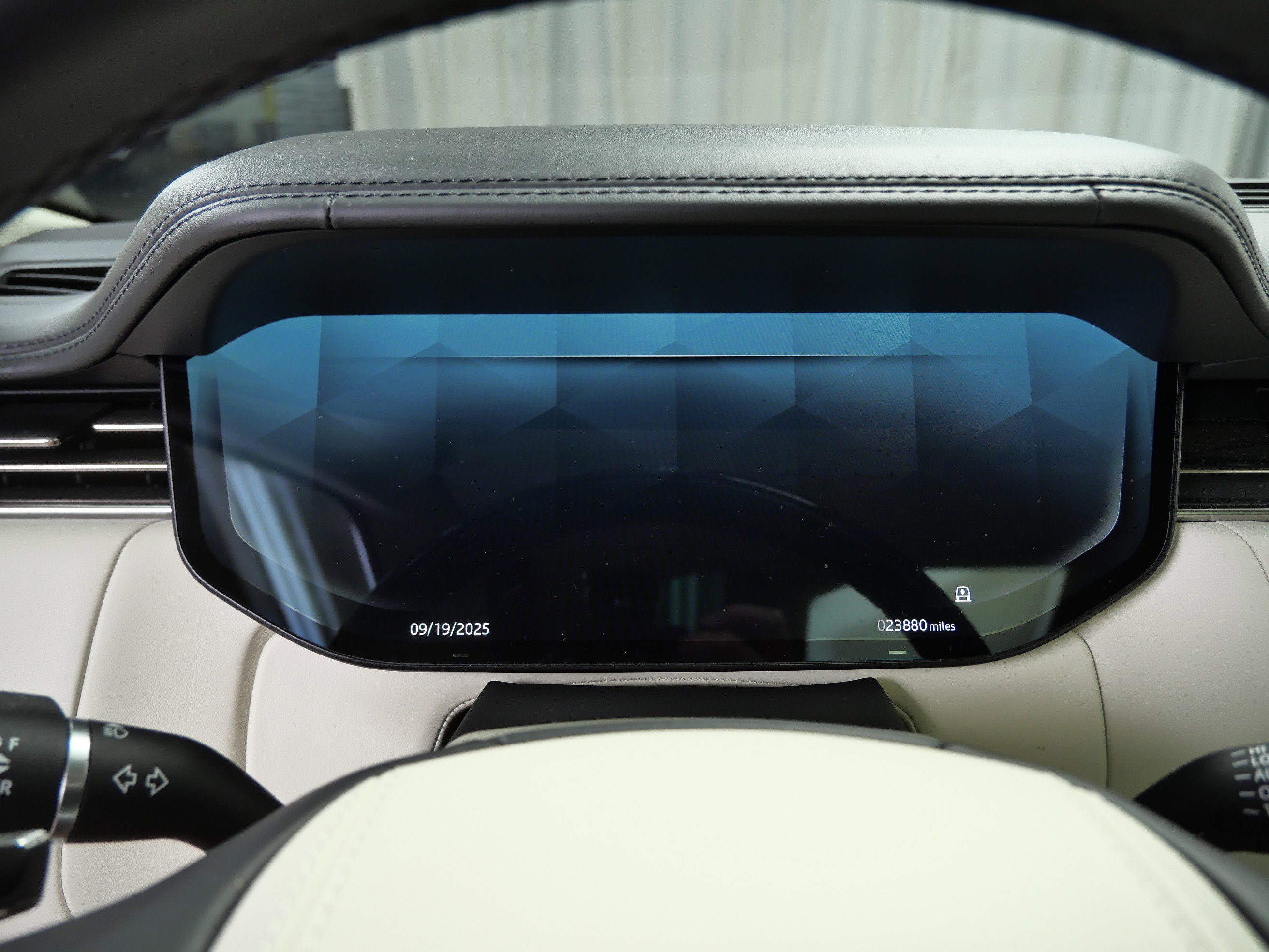 2024 Land Rover Range Rover SE photo 22