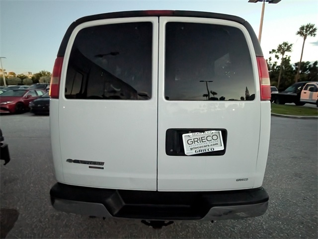 2016 Chevrolet Express 3500 LT photo 5