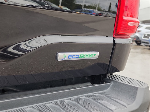 2022 Ford F-150 XLT photo 4
