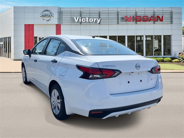 2025 Nissan Versa S photo 4