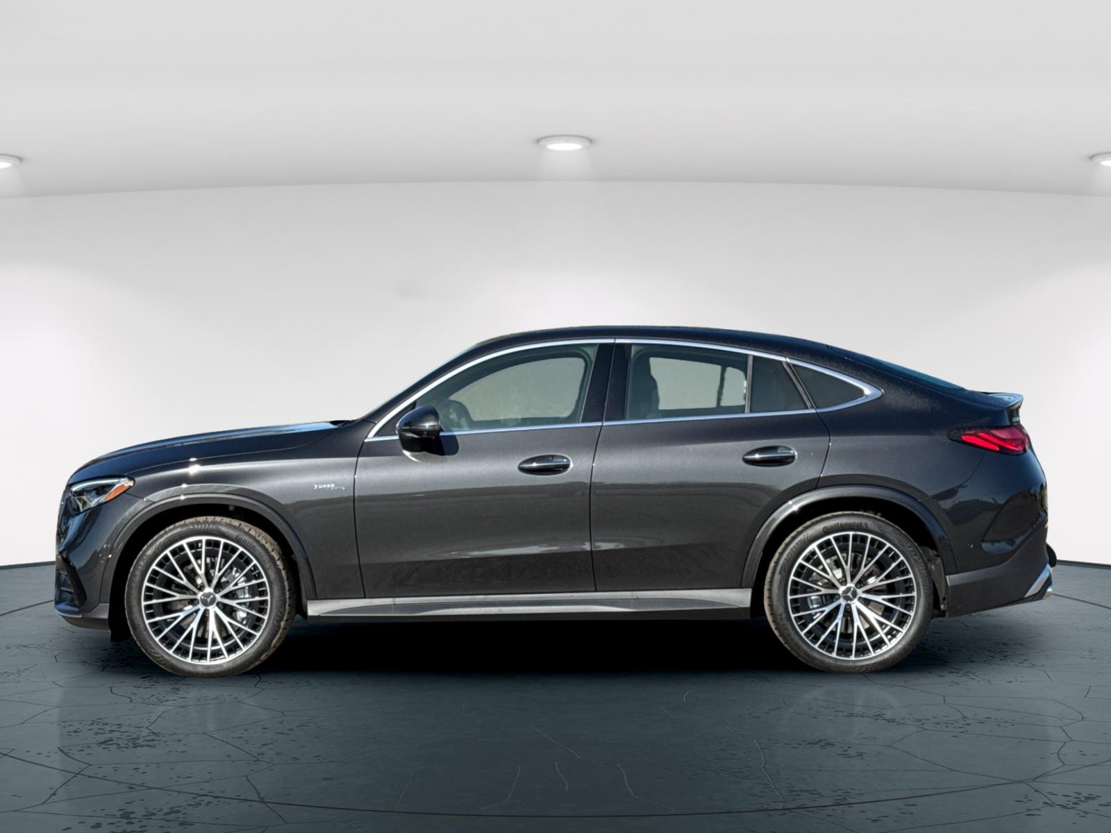 2025 Mercedes Benz GLC 43 AMG photo 3