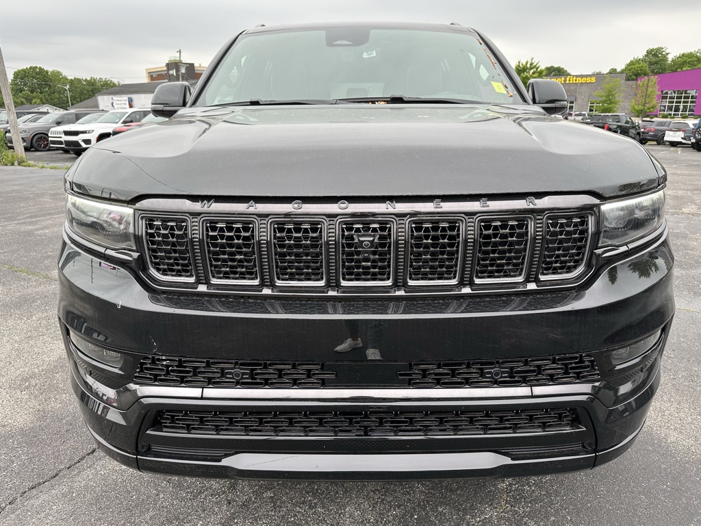 2024 Jeep Grand Wagoneer L II photo 3