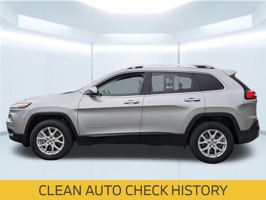 Used 2018 Jeep Cherokee Latitude with VIN 1C4PJMCB7JD528502 for sale in Milton, FL