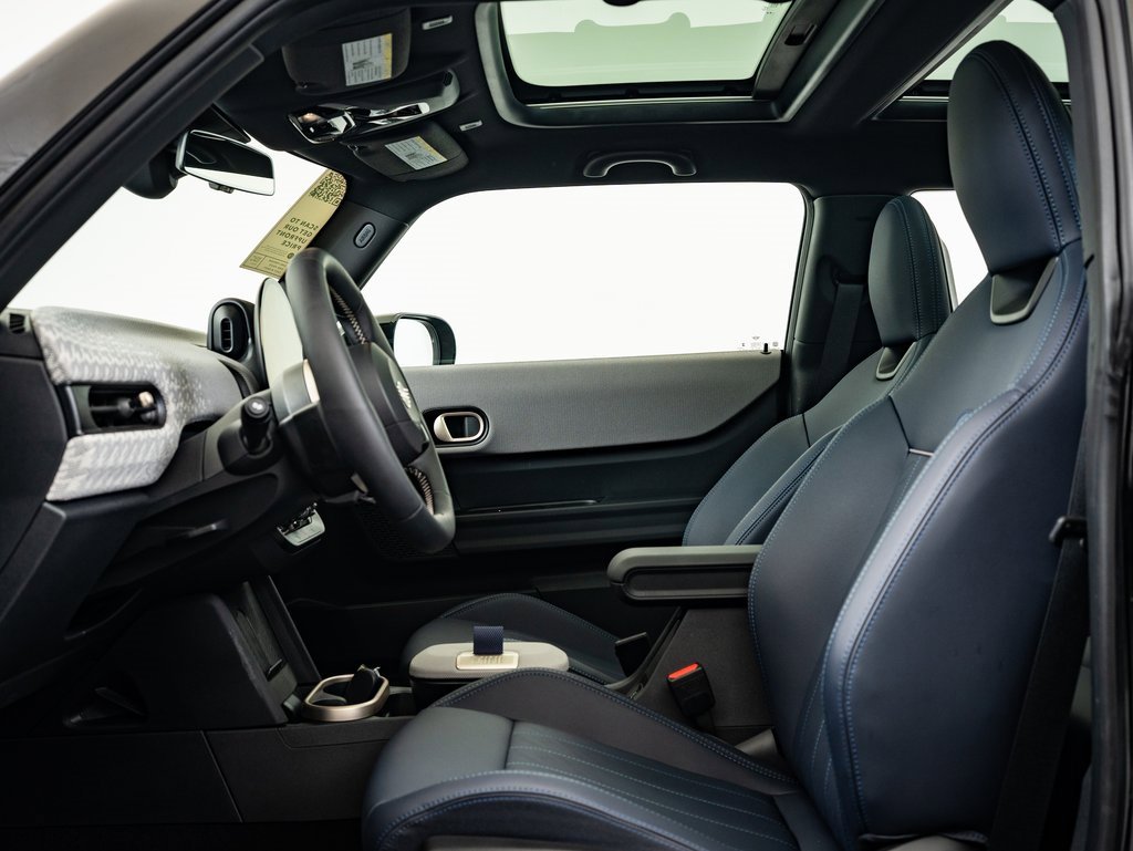 2025 Mini Cooper Signature photo 17