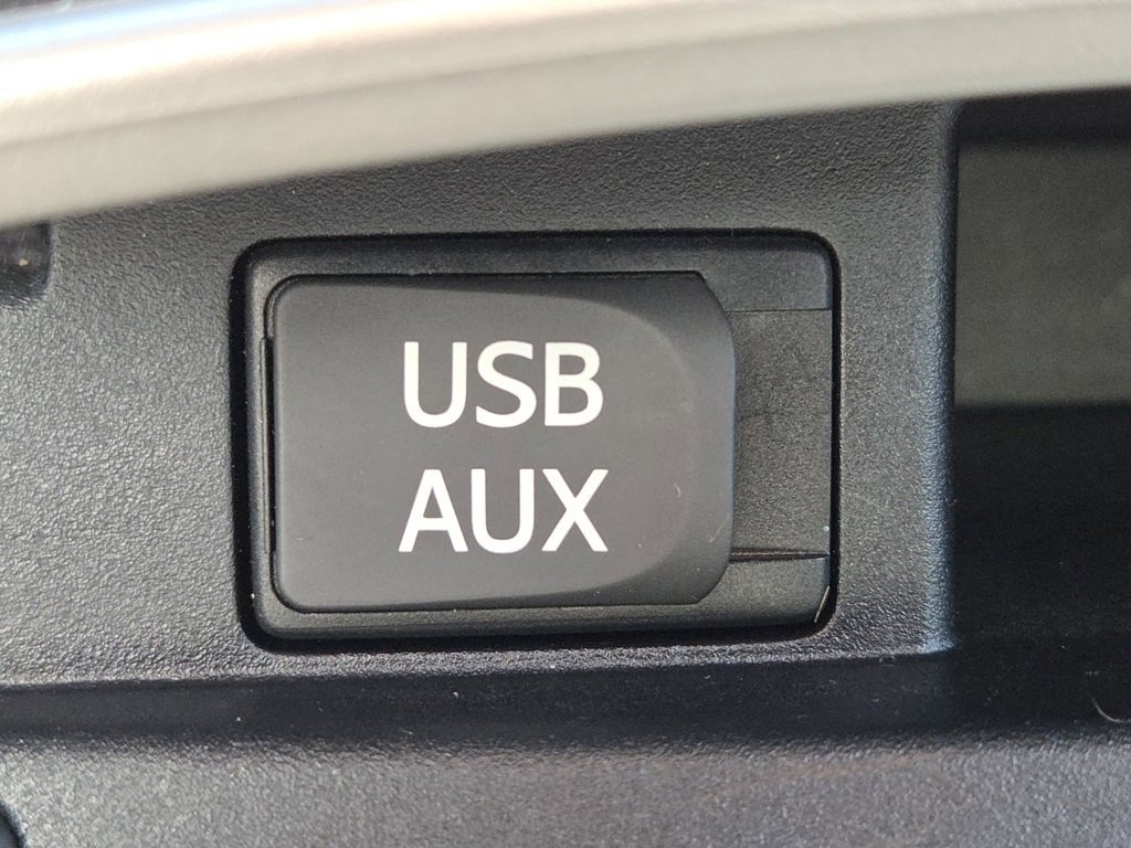 2013 Toyota Highlander Base photo 9