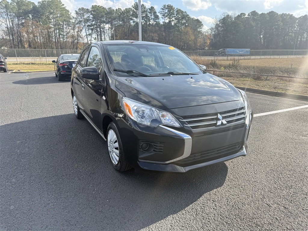 2024 Mitsubishi Mirage ES's photo