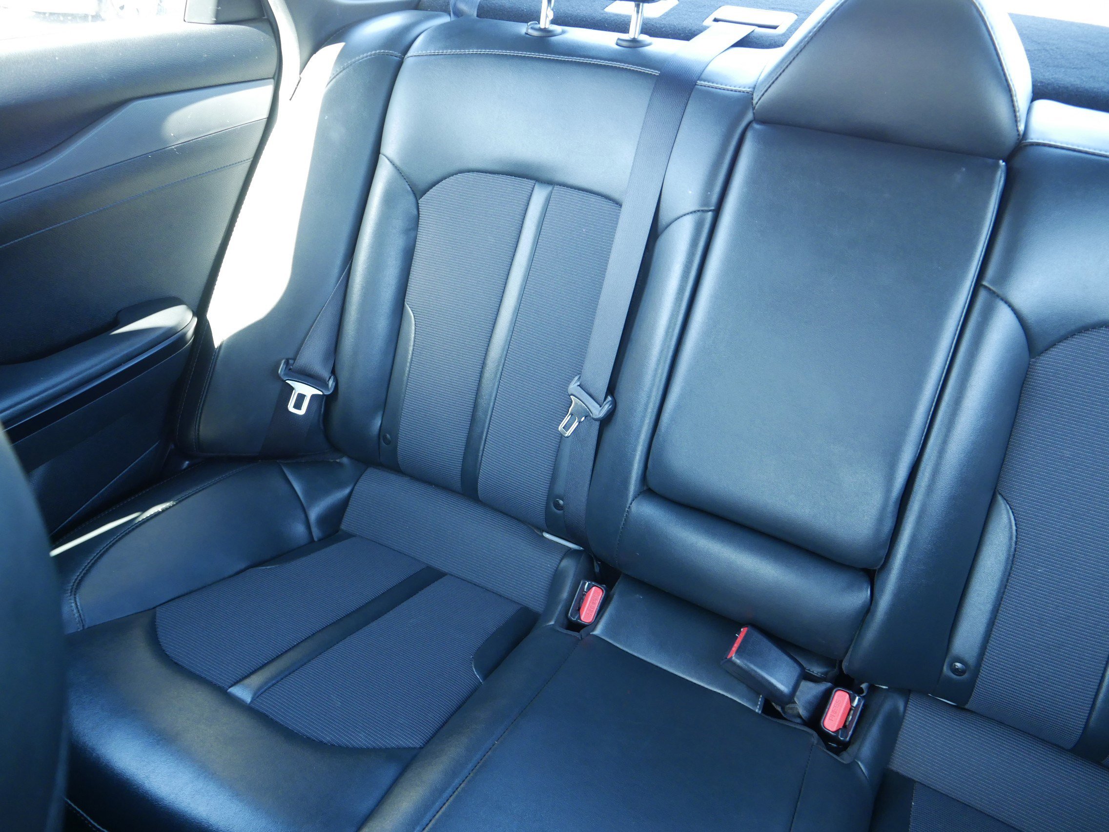 2022 Kia K5 GT-Line photo 12