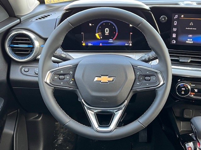 2026 Chevrolet Trax LT photo 24