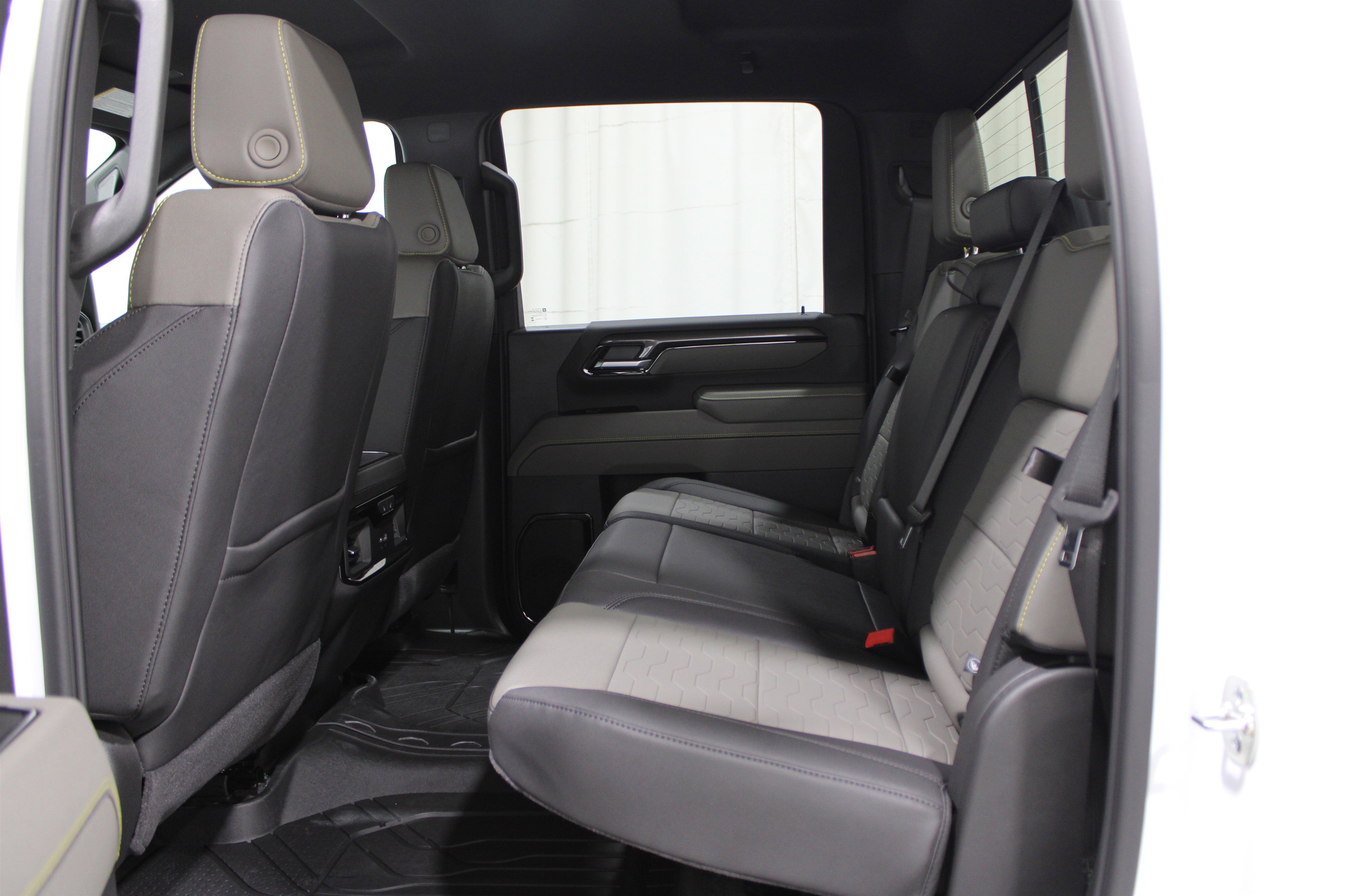 2025 Chevrolet Silverado 2500HD ZR2 photo 22