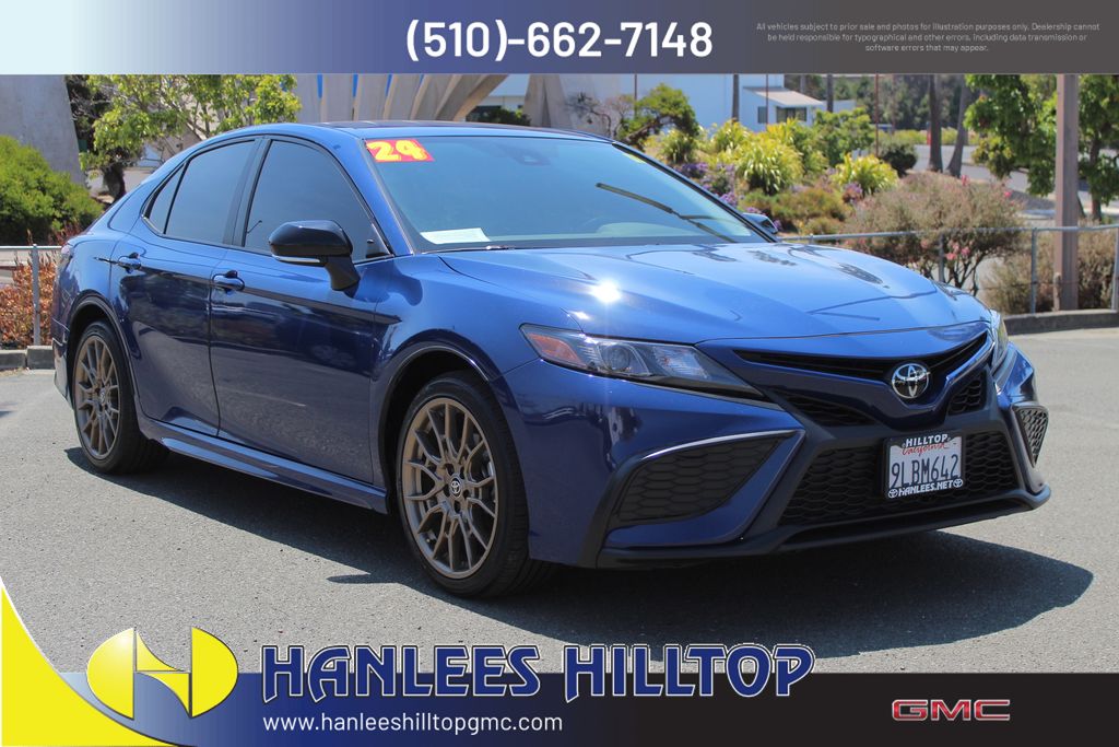 2024 Toyota Camry SE photo 4