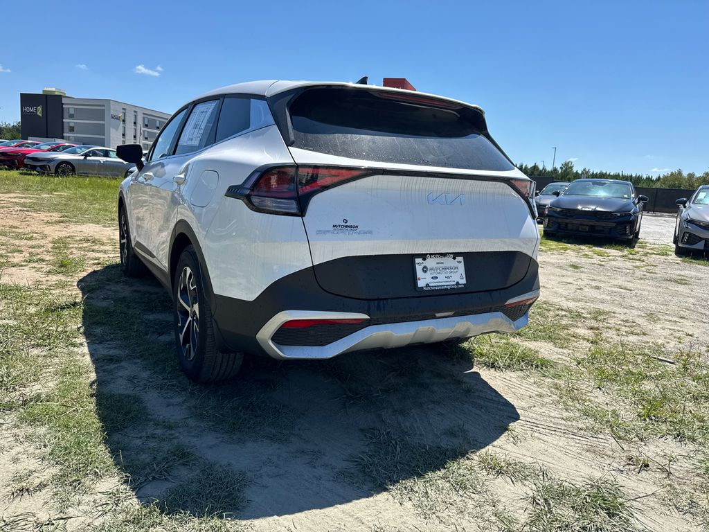 2025 Kia Sportage EX photo 4