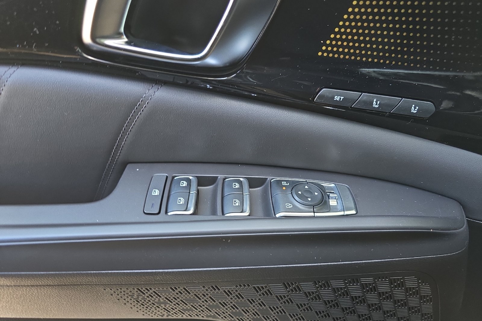 2026 Kia Carnival SX Prestige photo 6