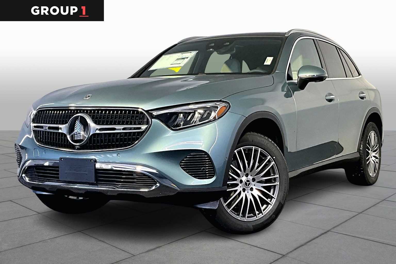 2026 Mercedes-Benz GLC Base's photo