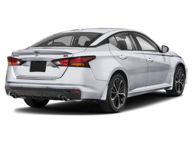 2025 Nissan Altima SR photo 2
