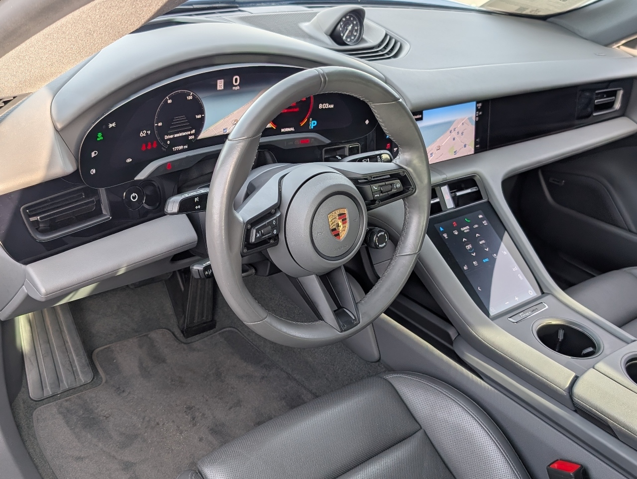 2024 Porsche Taycan photo 4