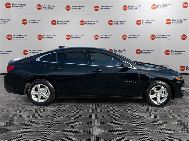 2022 Chevrolet Malibu LS photo 6