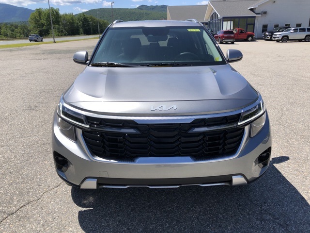 2026 Kia Seltos EX photo 8