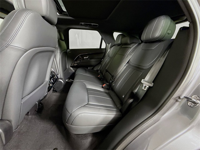 2025 Land Rover Range Rover Sport SE photo 21