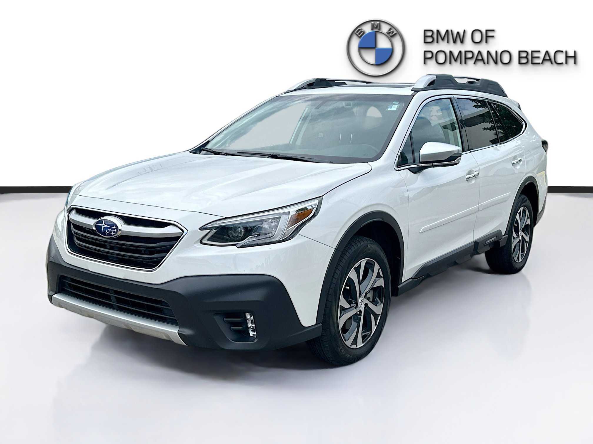 2022 Subaru Outback Touring XT photo 3