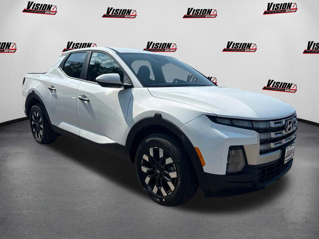 2025 Hyundai Santa Cruz SE photo 3