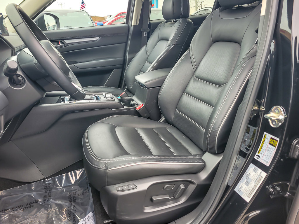 2025 MAZDA CX-5 - Image 8