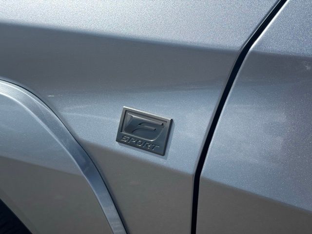 2024 Lexus UX 250h F SPORT Design photo 10