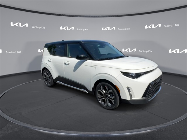 2025 Kia Soul EX photo 2