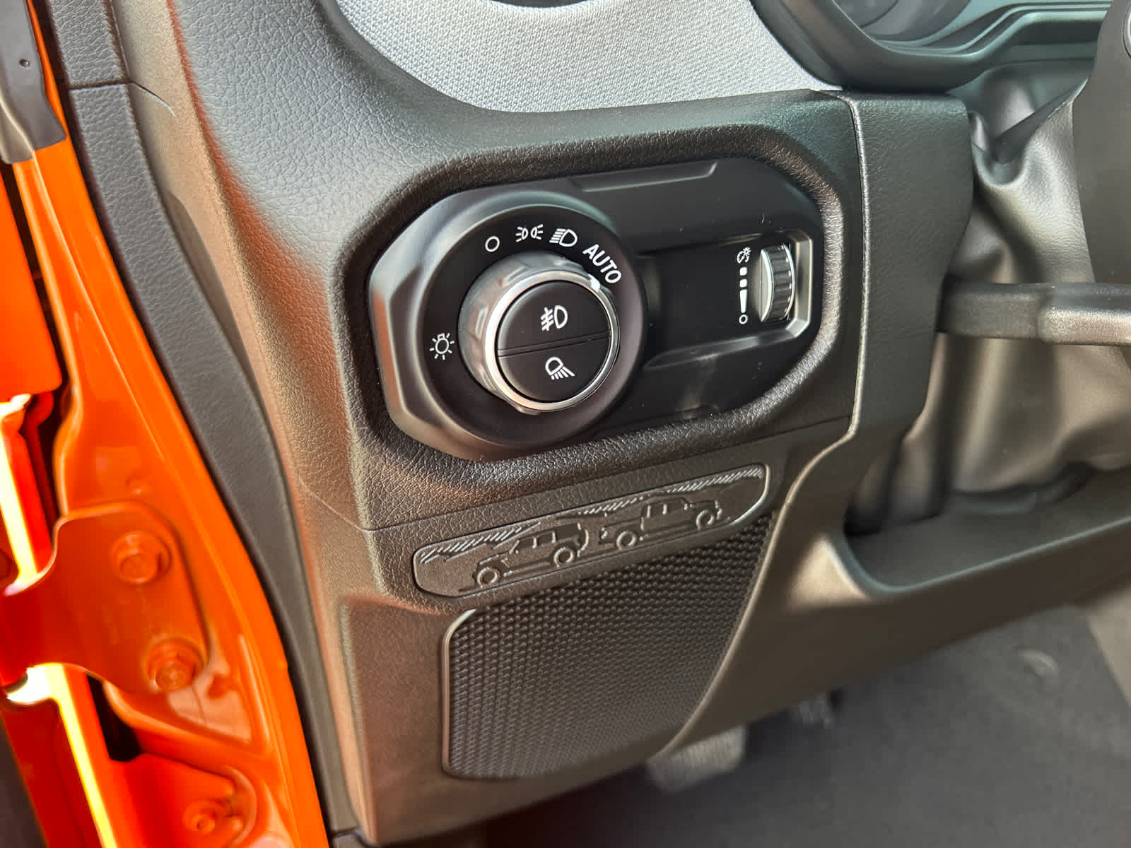 2025 Jeep Gladiator Willys Sport S photo 18