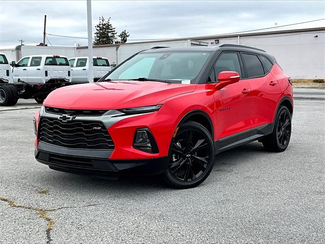 2022 Chevrolet Blazer RS photo 2