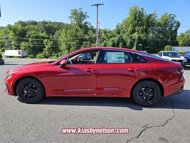 2025 Kia K5 LXS photo 2