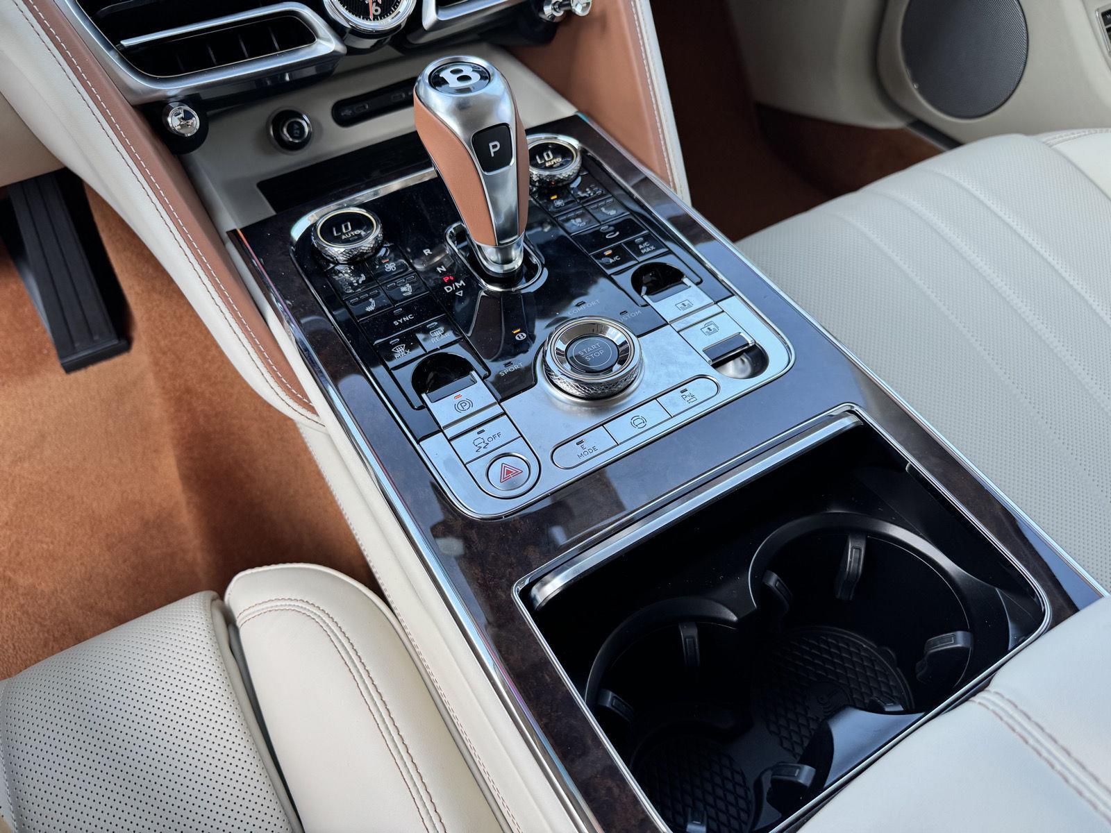 2026 Bentley Flying Spur photo 58