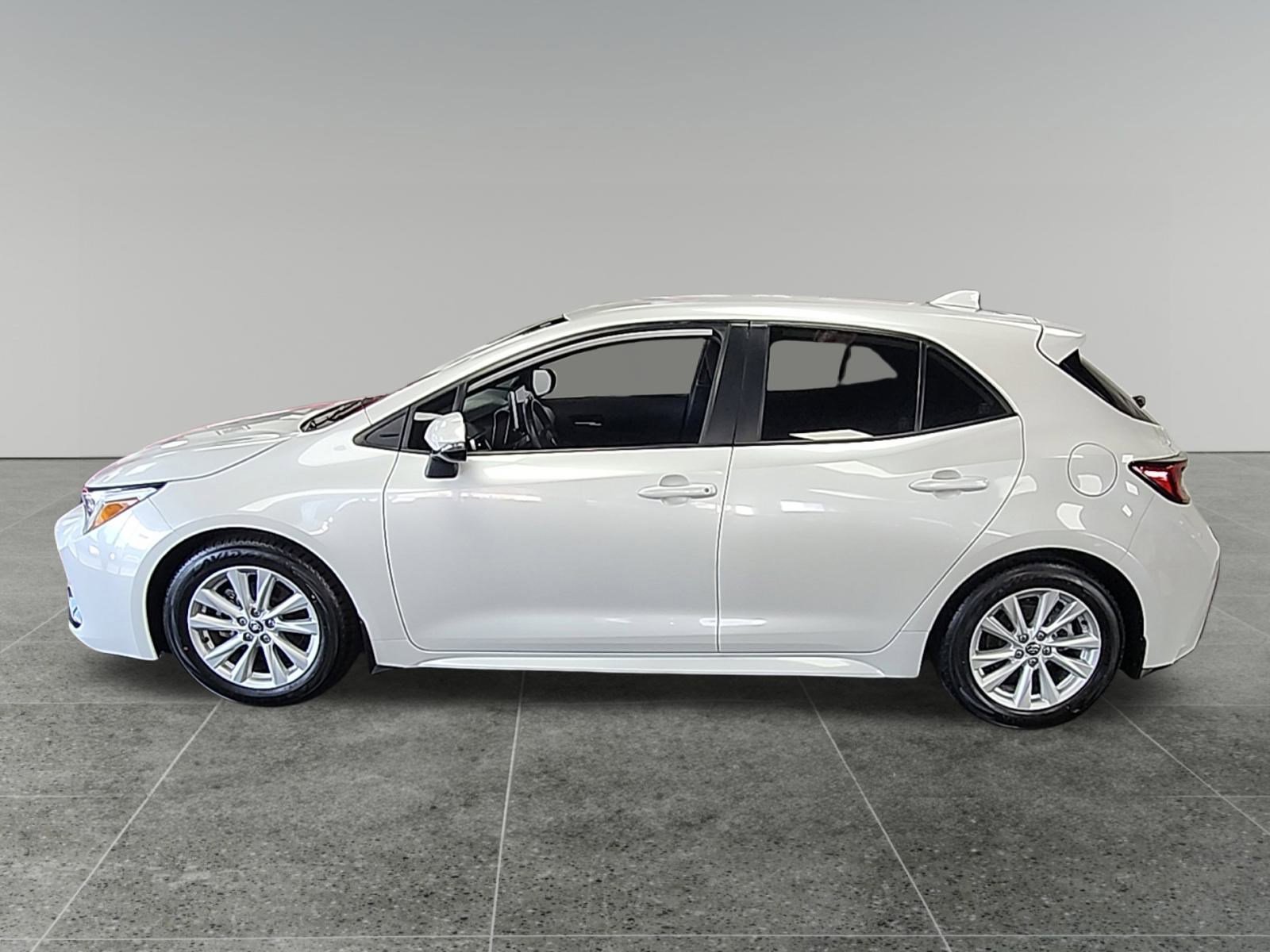 2023 Toyota Corolla SE photo 4