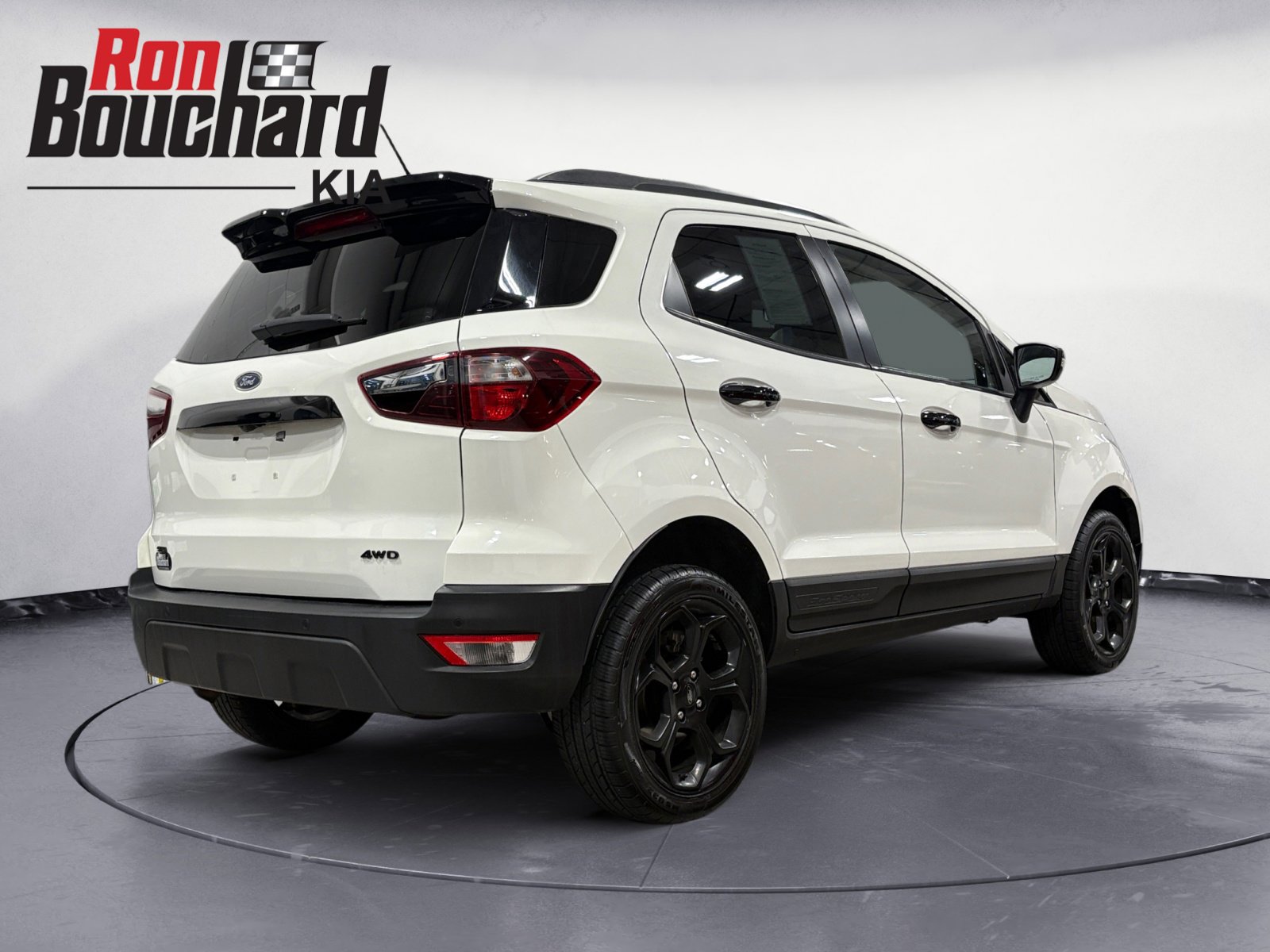 2021 Ford EcoSport SES photo 2