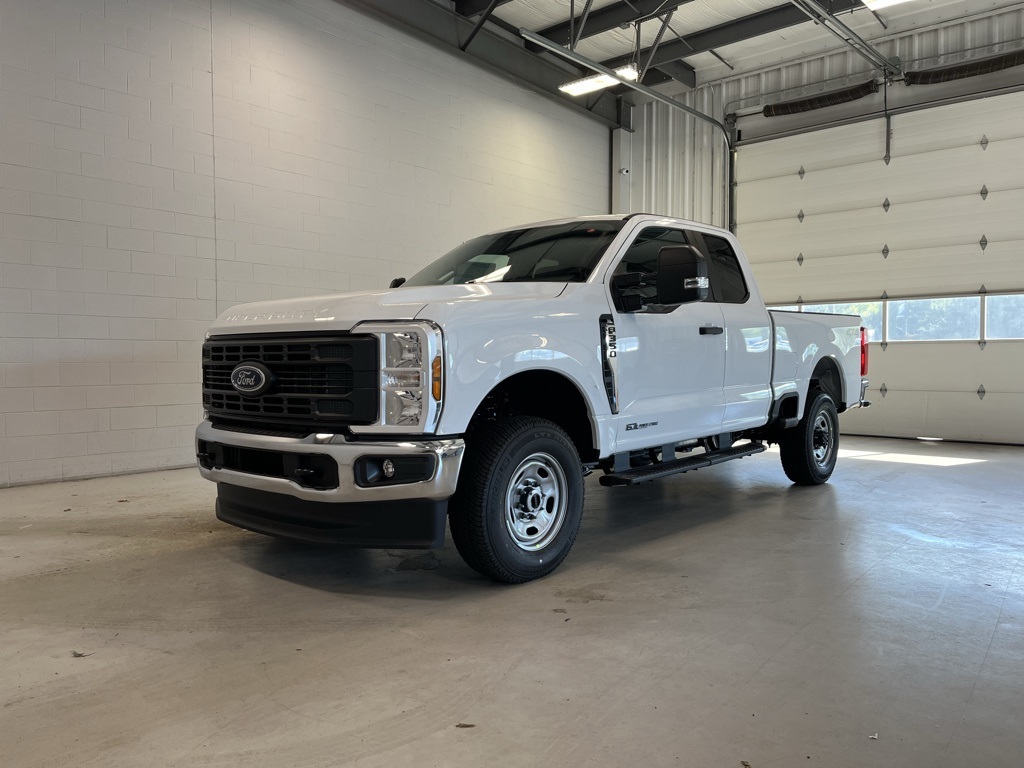 2026 Ford F-350 XL photo 2
