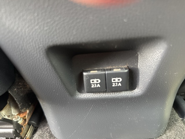 2019 Toyota RAV4 XLE Premium photo 29