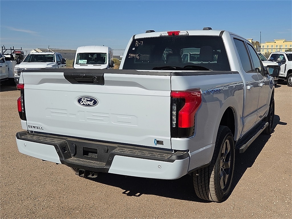 2025 Ford F-150 Lightning photo 3